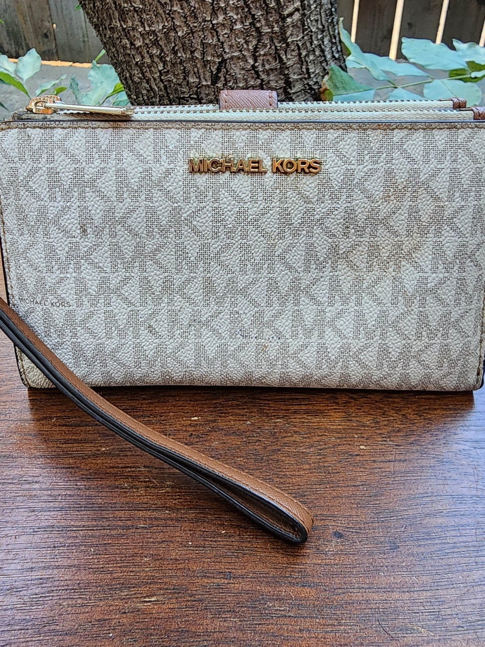 Michael Kors Jet Set Travel Double Zip Wristlet Wallet Vanilla White MK Monogram
